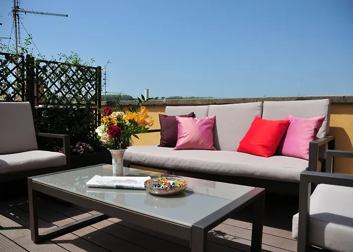 Piccola Navona Roof Garden Rome